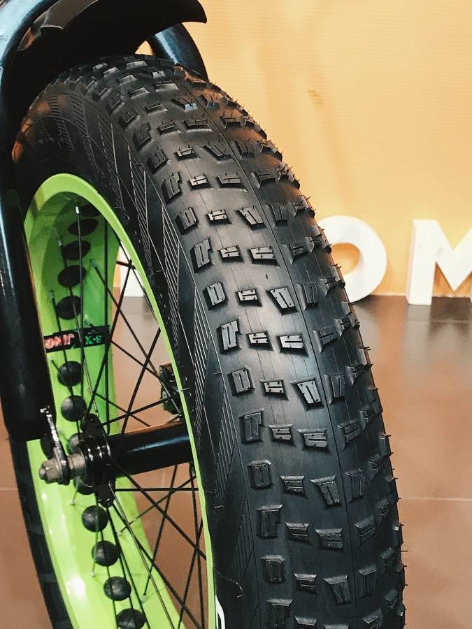 1B7E7A72-D0DA-452B-852A-2136B469AB17