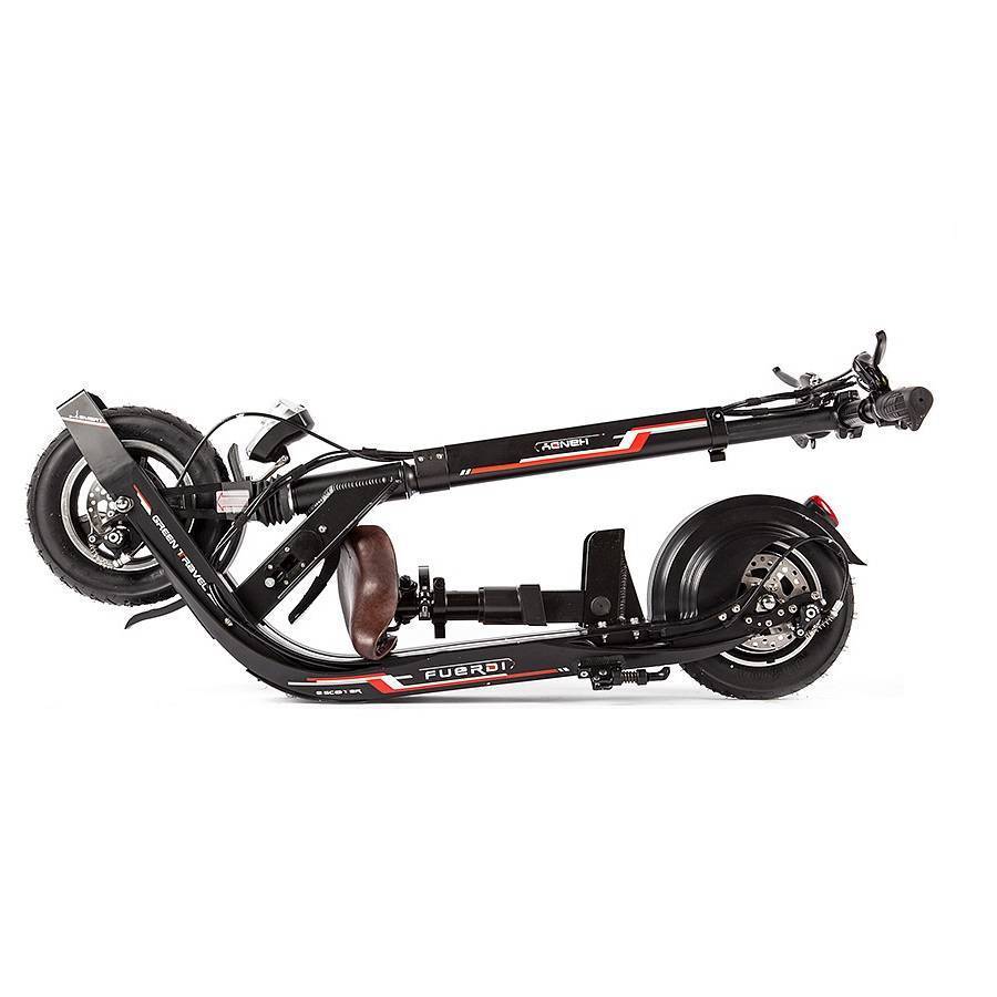 scoot019.jpg11